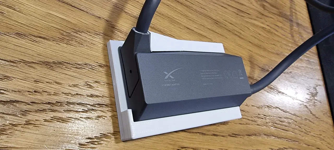 Настінне кріплення під Starlink Ethernet Adapter