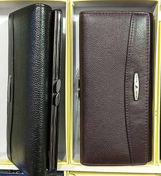 Гаманець жіночий на кнопці зі штучної шкіри в різних кольорах Glam