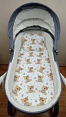 Набір в коляску 2 предмети подушка і водонепроникне простирадло на резинці комплект постільної білизни в дитячий візок, фото 5