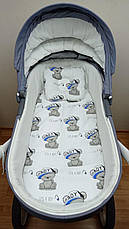 Набір в коляску 2 предмети подушка і водонепроникне простирадло на резинці комплект постільної білизни в дитячий візок, фото 2