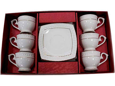 Сервізи та кавові набори