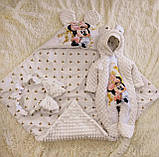 Яскравий весняний комплект на виписку з пологового будинку для дівчаток Мікі Маус ШкодаМода Молочний, фото 6
