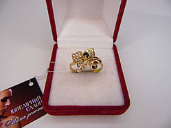 Золоте жіноче кільце "Квітка". Розмір 18 Новий