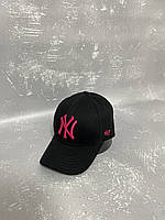 Чорна кепка з рожевою вишивкою New York (NY)
