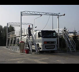 Мийки самообслуговування для вантажних автомобілів