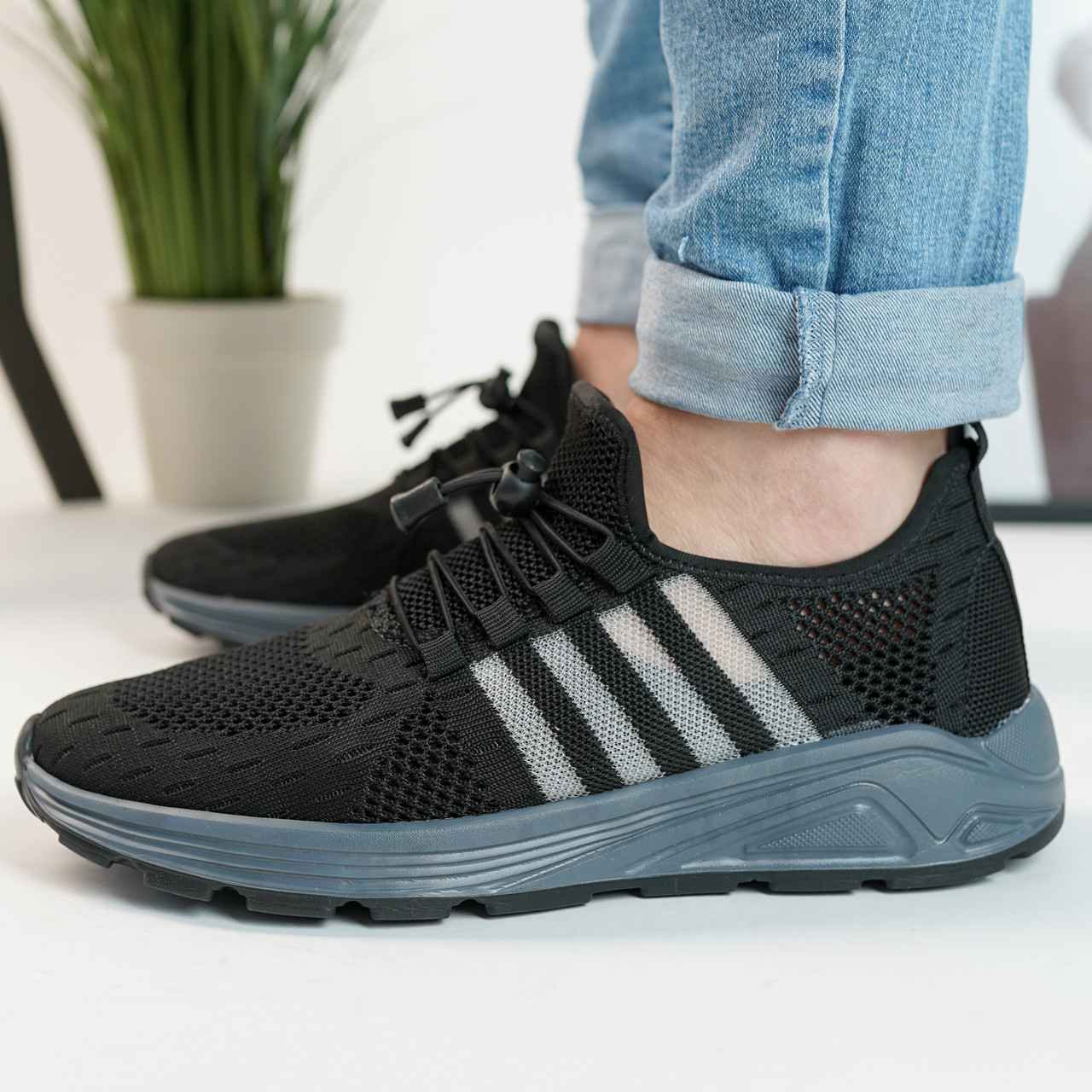 Літні чоловічі кросівки сітка чорні