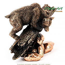 Статуетка ведмедя на бревні з камінням ES589