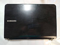 Samsung NP900X3A Корпус A (крышка матрицы+ петли) BA61-01414A бу