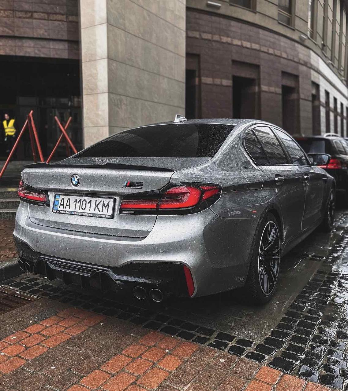 Спойлер BMW G30 сабля тюнинг элерон