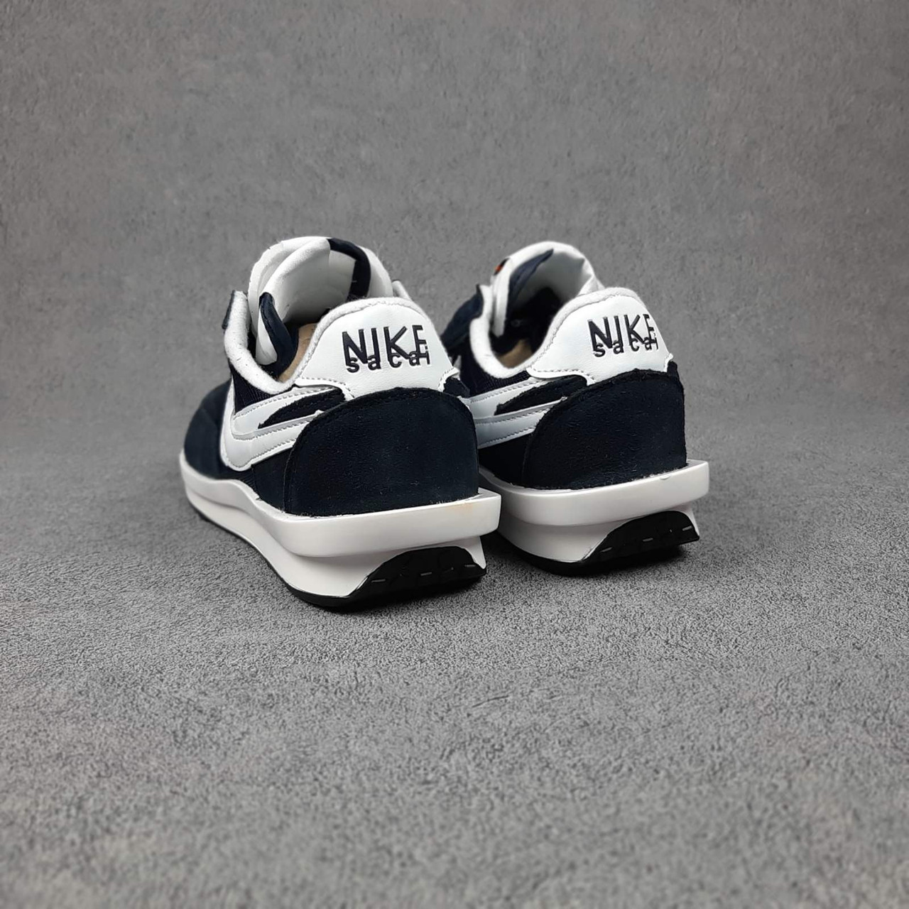 Купить Найк Сакаи Кроссовки женские весна лето черные с белым Nike ...