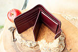 Маленький Жіночий шкіряний гаманець бордовий з тисненням Тризуб і Калина, фото 3