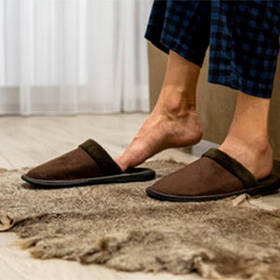 Домашні тапочки чоловічі