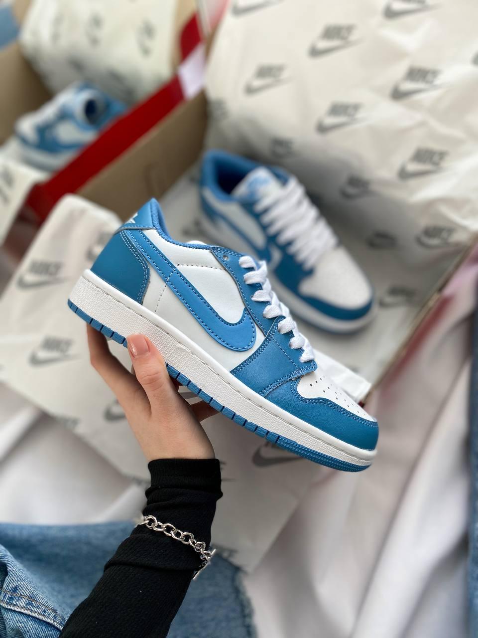 Кроссівки модні жіночі Nike Air Jordan 1 Low Blue/White. Жіночі кросси на кожен день Найк Аір Джордан 1.