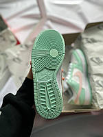 Стильні жіночі кроссівки Nike SB Dunk Low Barely Green. Класні кросси жіночі Найк СБ Данк., фото 4