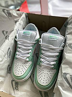 Стильні жіночі кроссівки Nike SB Dunk Low Barely Green. Класні кросси жіночі Найк СБ Данк., фото 6