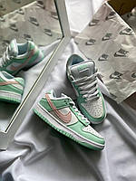 Стильні жіночі кроссівки Nike SB Dunk Low Barely Green. Класні кросси жіночі Найк СБ Данк., фото 11