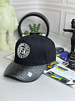 Кепка Fendi черная мужская брендовая бейсболка с белым логотипом Фенди