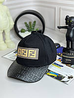 Мужская бейсболка черная Fendi брендовая кепка с бежевым логотипом Фенди