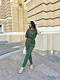 Стильний літній костюм жіночий брючний зелений жіночий літній костюм із брюками легкий костюмчик на літо, фото 4