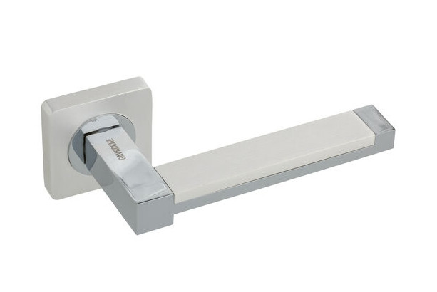 Дверні ручки Gavroche PLATINUM Z3 PW/CP білий перлинний/хром (для дверей вхідних/ міжкімнатних), фото 1