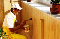 Чим краще обшити балкон всередині