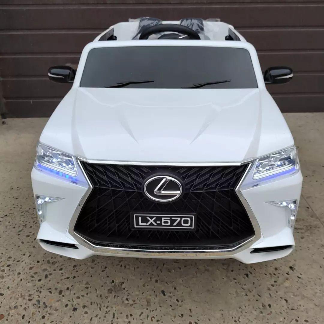 Дитячий двомісний джип LEXUS LX 570 4WD (білий колір) з пультом дистанційного керування 2.4G, фото 1