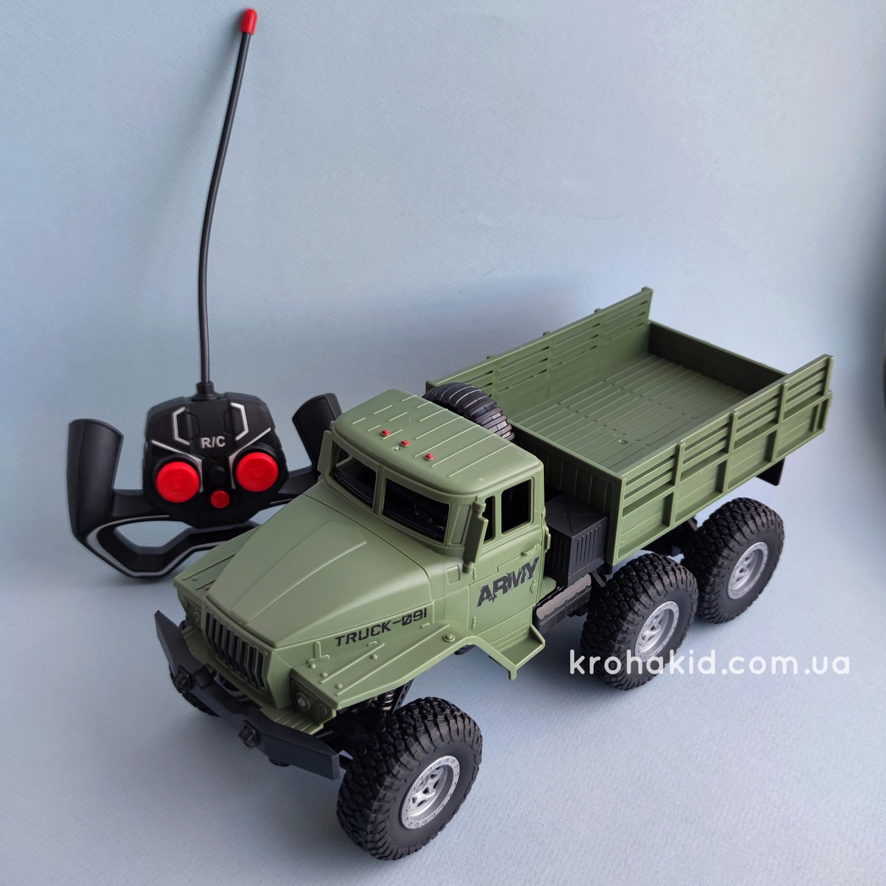 Військова машина Урал на радіокеруванні вантажівка дитяча іграшка 4 WD акумулятор світло амортизатори