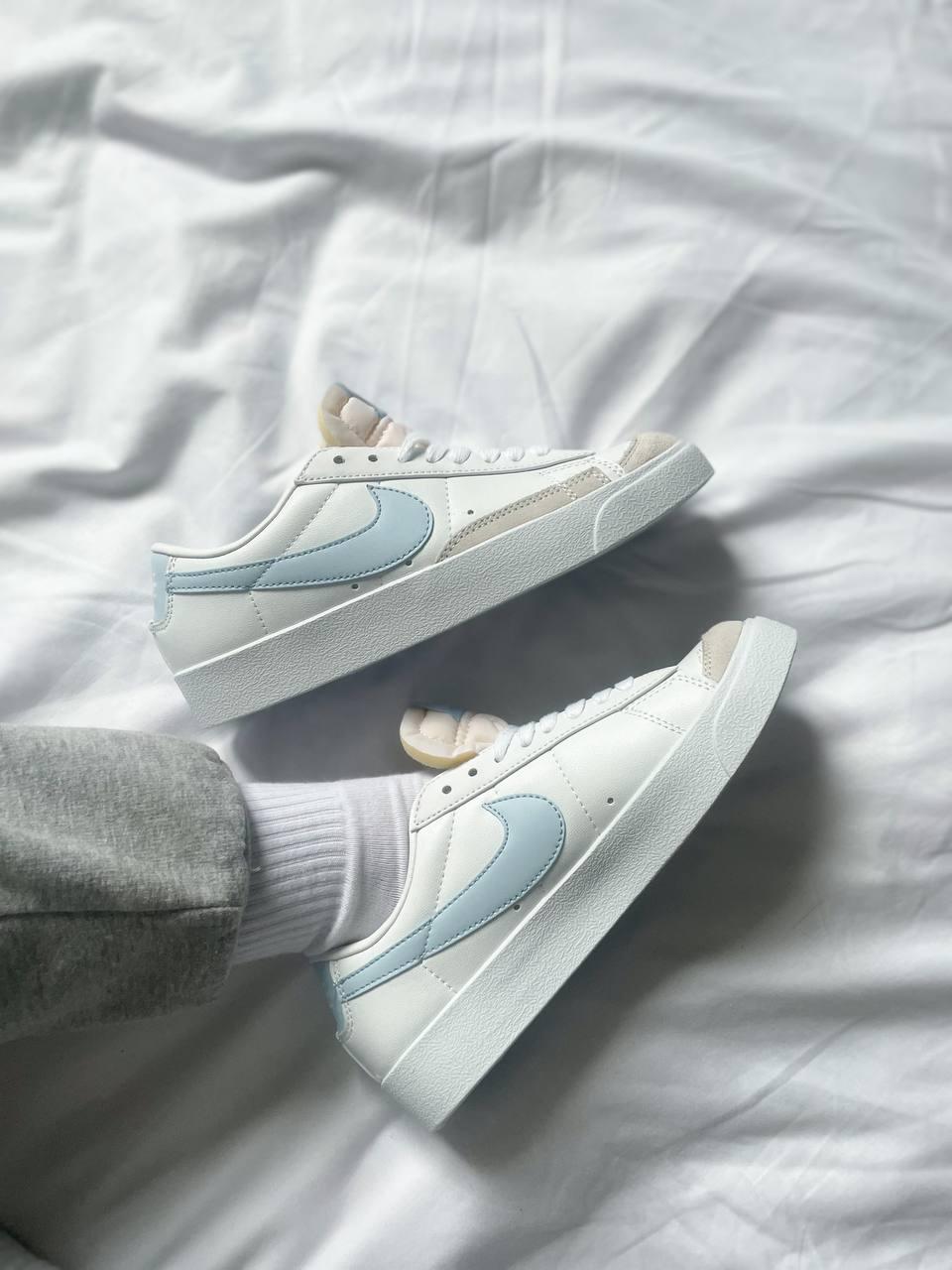 Низькі кроссівки жіночі Nike Blazer Low White/Blue. Жіночі кросси на кожен день Найк Блазер.