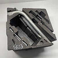 Комплект в багажник буксировочный крюк ключ корыто Audi A2 8z0012109n, 8z0803615
