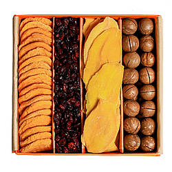 Подарунковий набір сухофруктів mini classic