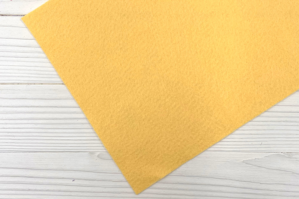 Американський м'який фетр 1,5 мм (20х30 см) - №102 Native Maize (0437)
