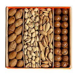 Подарунковий набір горіхів mini classic