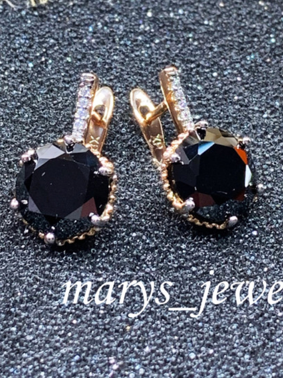 Красиві Сережки З Медичного Золота.Английский Замок. Серьги с Чёрным ...