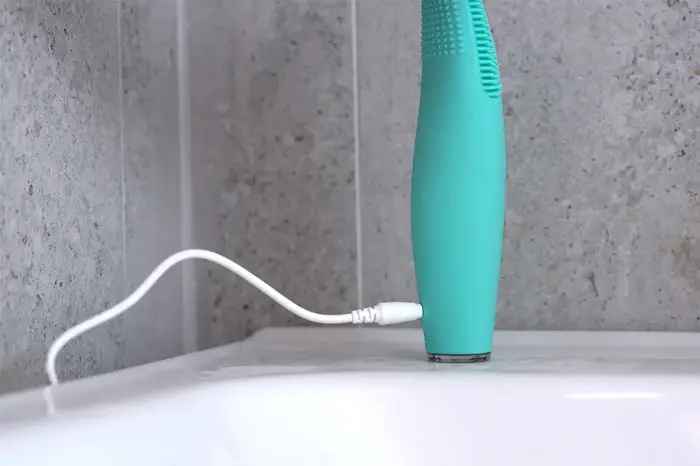 Купить Щетка для очистки кожи с подогревом Concept Sonivibe SK9010 ...