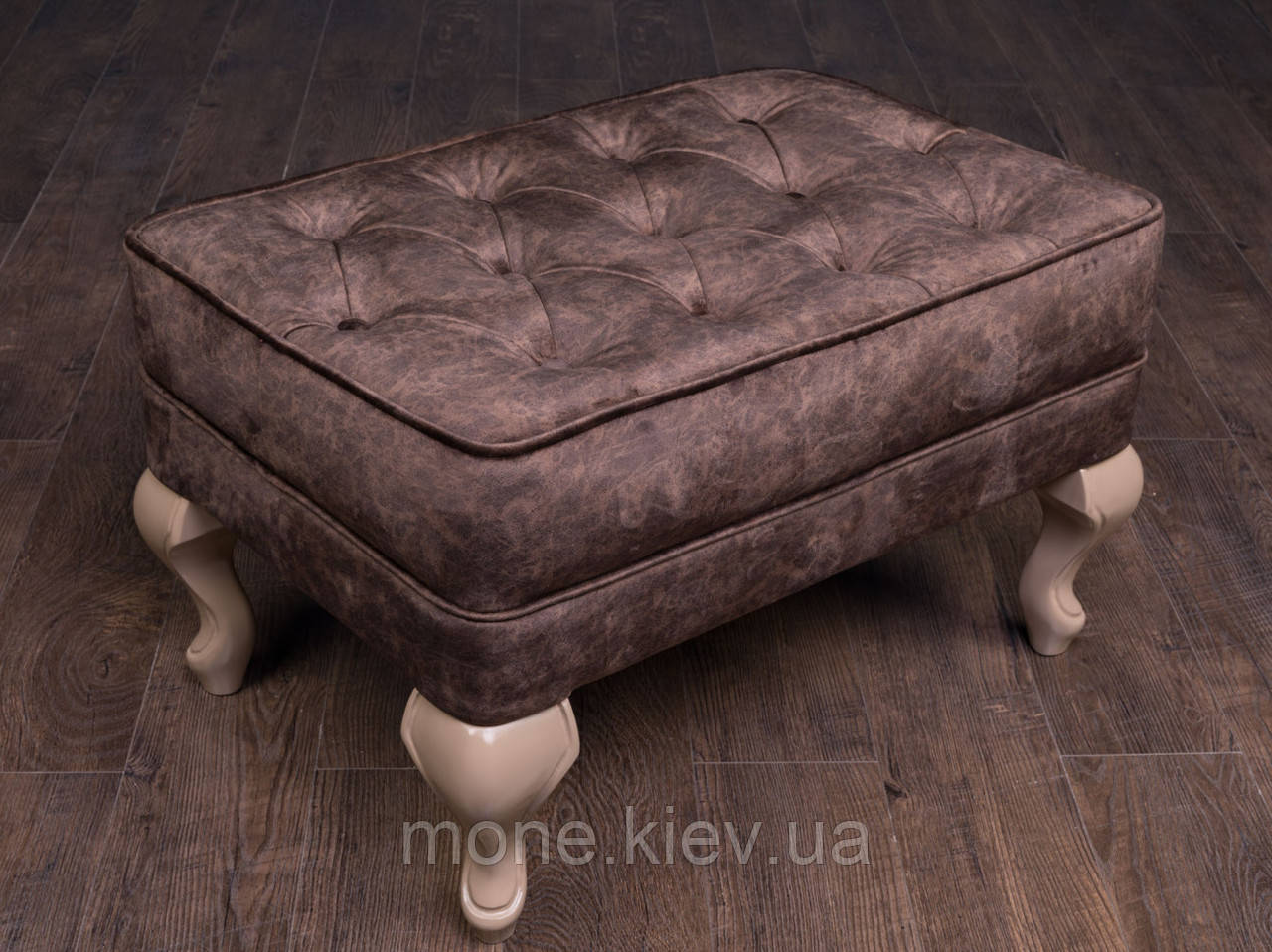 Пуф Вальтер із ґудзиками