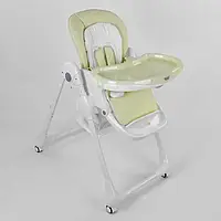 Дитячий стільчик для годування Premium Toti W-56077 Салатовий, м'який вкладень, 4 колеса, знімний столик