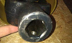 Вал карданний (кардан) на жатку під шестигранник на 29 мм.