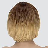 Перука каре з термоволосся 180℃ Kristal AT блонд омбре, перехід з каштанового до пшеничного блонда, фото 5
