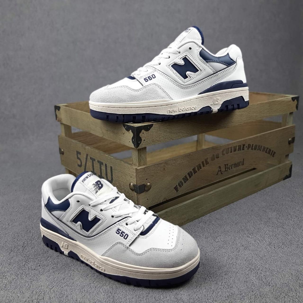 Чоловічі кросівки New Balance 550 (білі з темно-синім) повсякденні весняні зручні кроси О10841 top, фото 1
