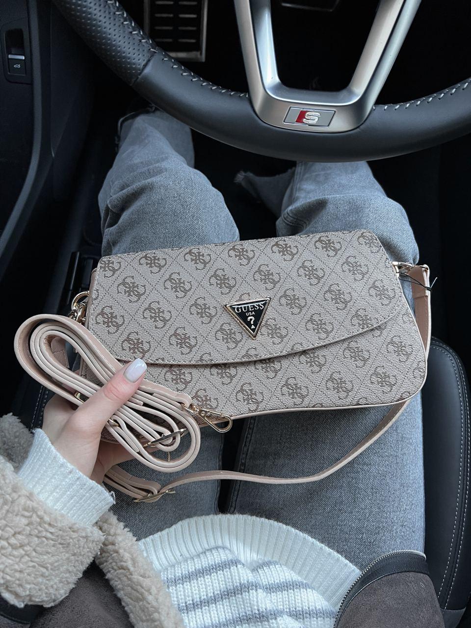 Жіноча подарункова сумка клатч Guess (бежева) AS245 стильна красива сумочка з довгим шкіряним ремінцем топ