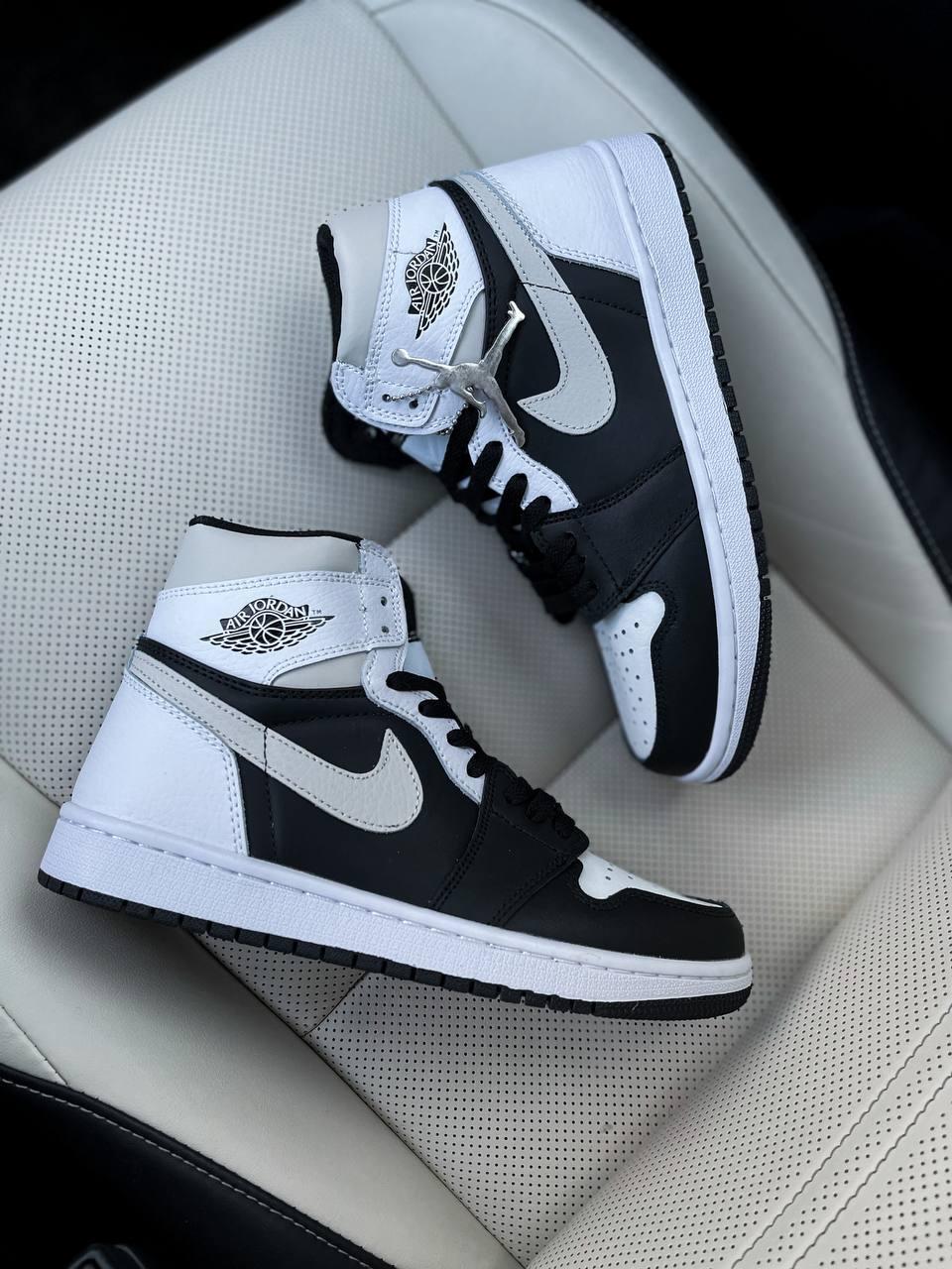 Жіночі кросівки Nike Air Jordan Retro 1 High Black White Beige (чорно-білі з бежевим) високі кроси NAJ062 топ