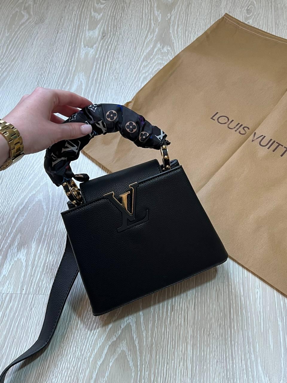 Жіноча сумка Louis Vuitton capucines mini (чорна) А040 модна стильна красива витончена сумочка топ, фото 1