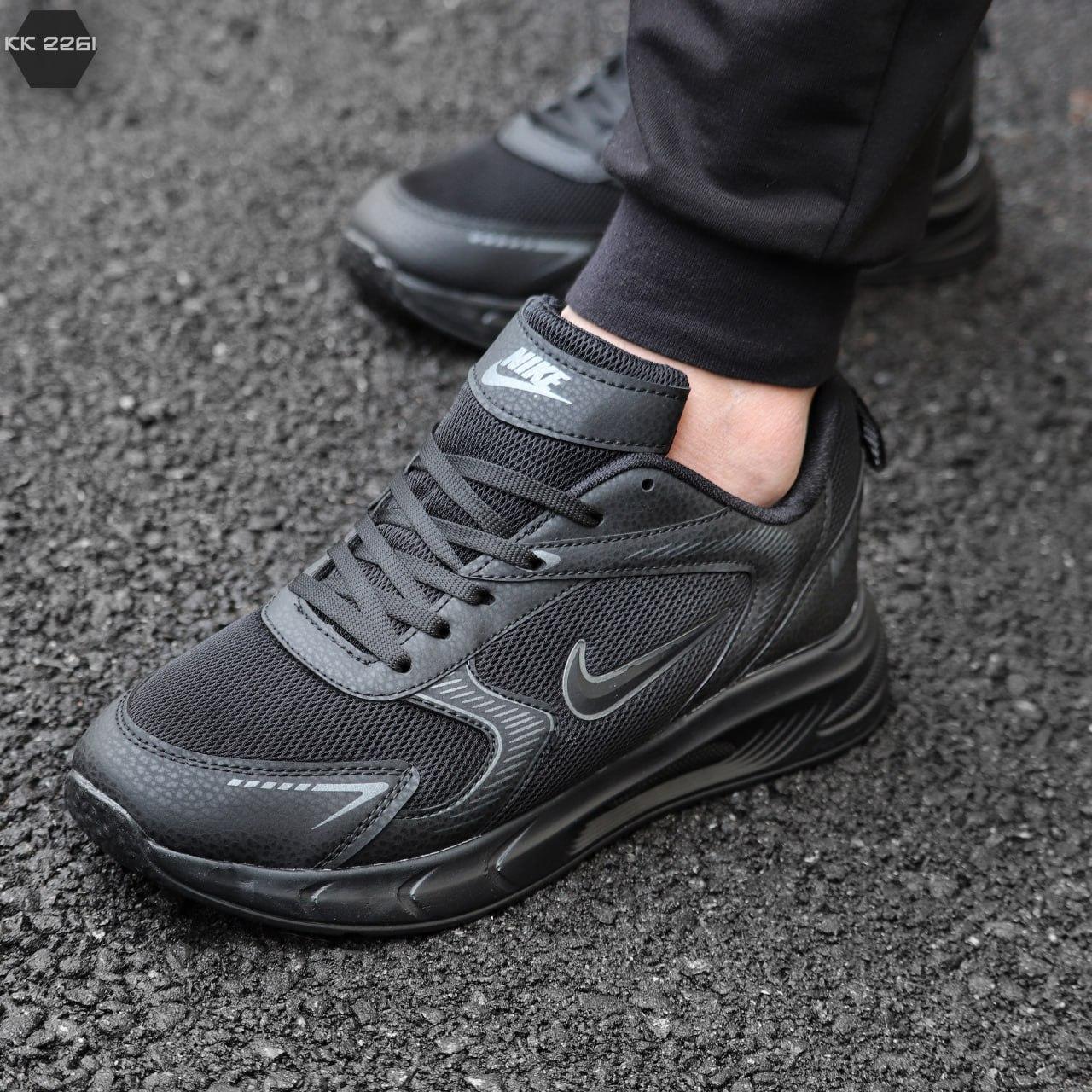 Чоловічі кросівки Nike Black Edition (чорні) повсякденні спортивні кроси 2261 топ
