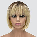 Перука каре з термоволосся 180℃ Kristal AT блонд омбре, шикарний колір з переходом з темно-русявого в блондин, фото 2