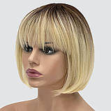 Перука каре з термоволосся 180℃ Kristal AT блонд омбре, шикарний колір з переходом з темно-русявого в блондин, фото 3