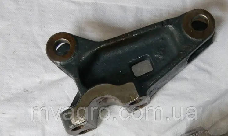 Кронштейн бугеля навіски лівий Т-150 151.56.176, фото 1