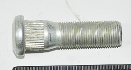 3302-3104018 болт маточини заднього колеса