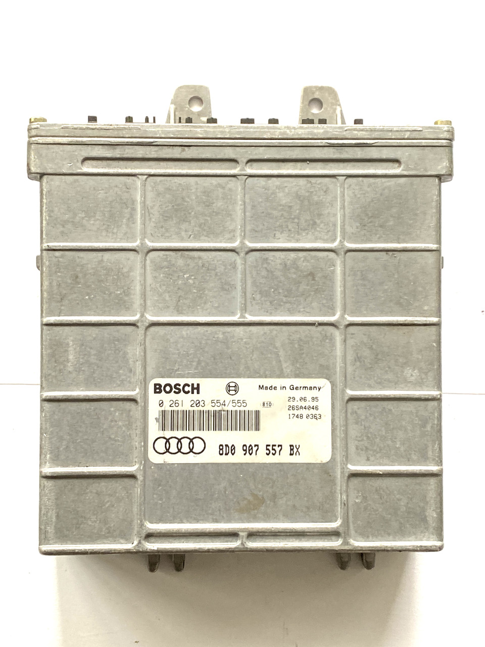 Електронний блок керування audi 0261203554/555 / 8D0907557BX / 8D0907 557 BX