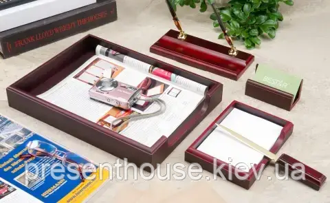 Набір настільний Bestar дерев'яний 5пр. червоне дерево