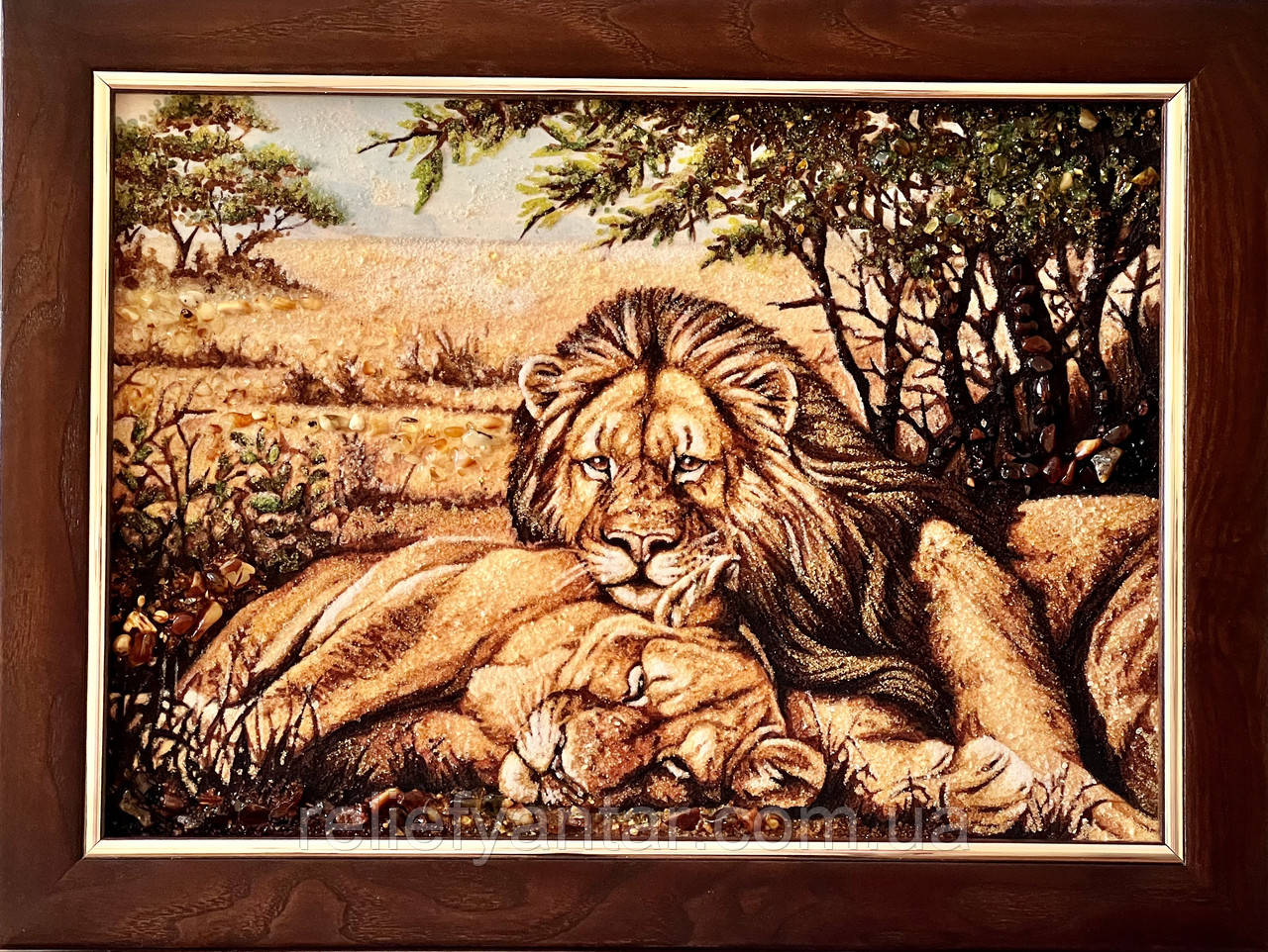Картина з бурштину " Пара львів " 30x40 см